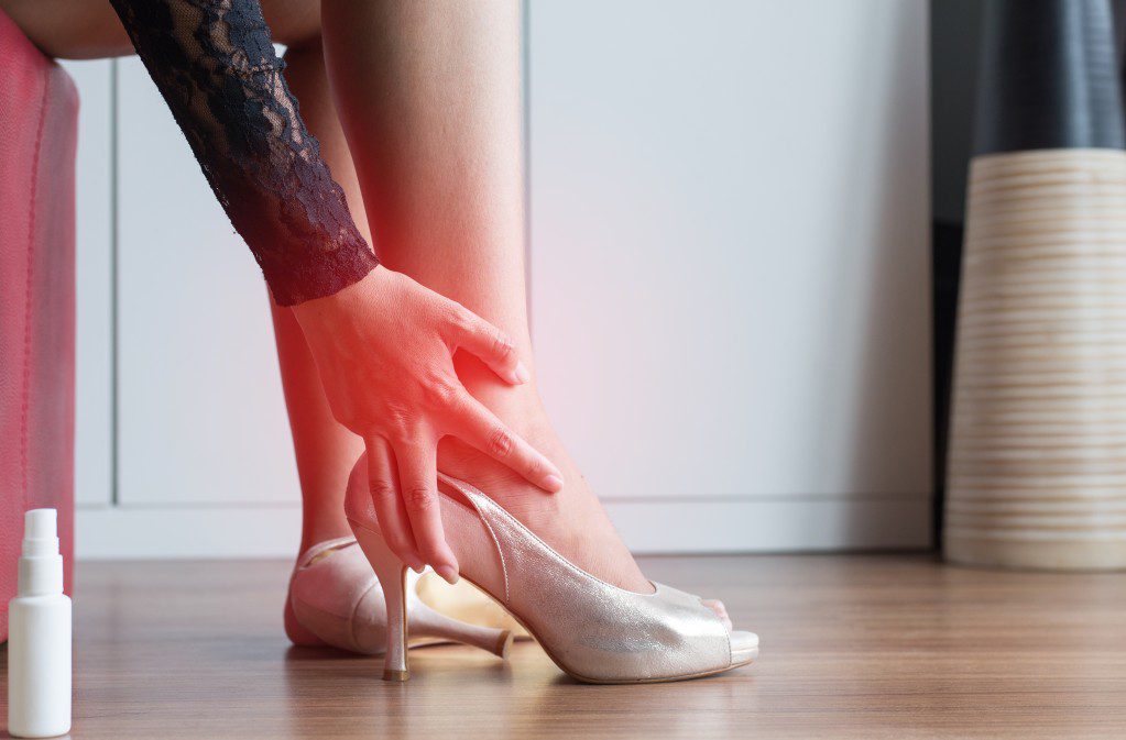 Wearing tightly fitted shoes can cause heel pain- Retromalleolar tendon bursitis